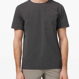 NWT Lululemon Athletica Chest Pocket Relaxed Fit Tee